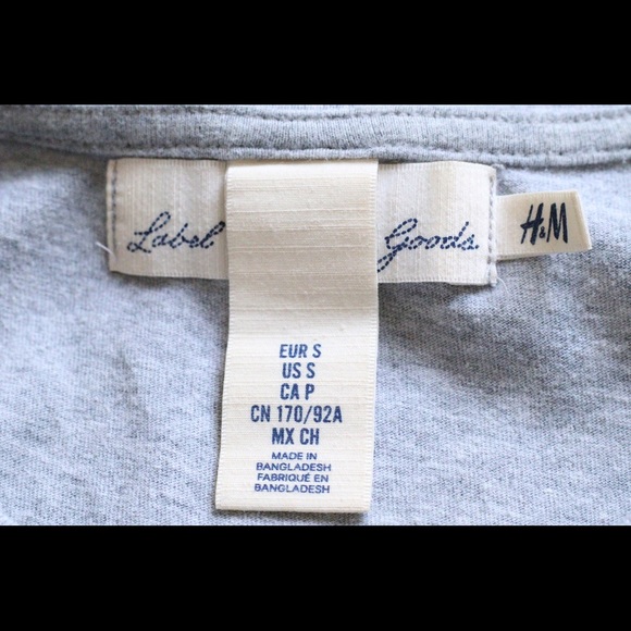 H&M Graphic T Shirt - Picture 4 of 4